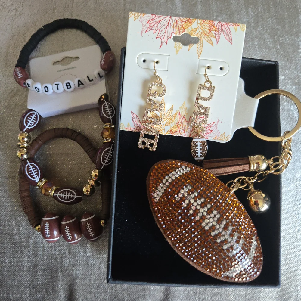 🏈5pc Football Bling🏈 Bag Charm/Keychain, Earrings and (3)Bracelet Set🏈